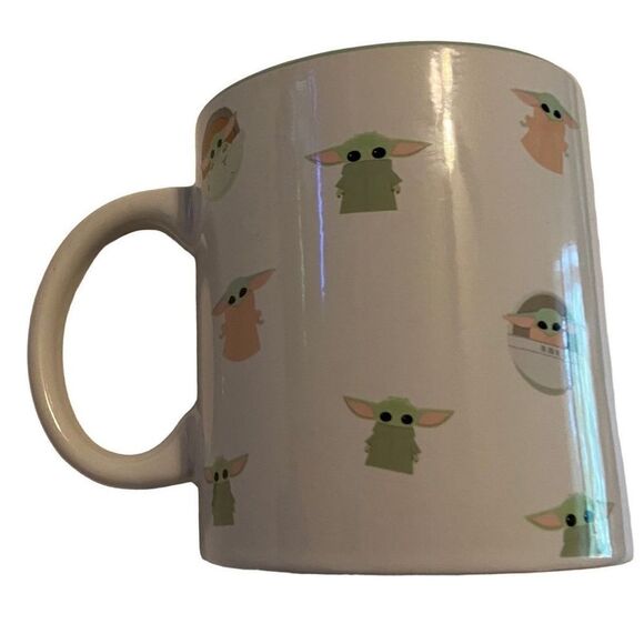 STAR WARS The Child Coffee Tea Drink Mug Cup Baby Yoda~ Mandalorian Grogu ~ 18oz - Picture 3 of 6